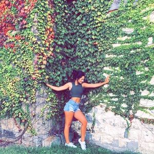 Meet your Posher, Amber